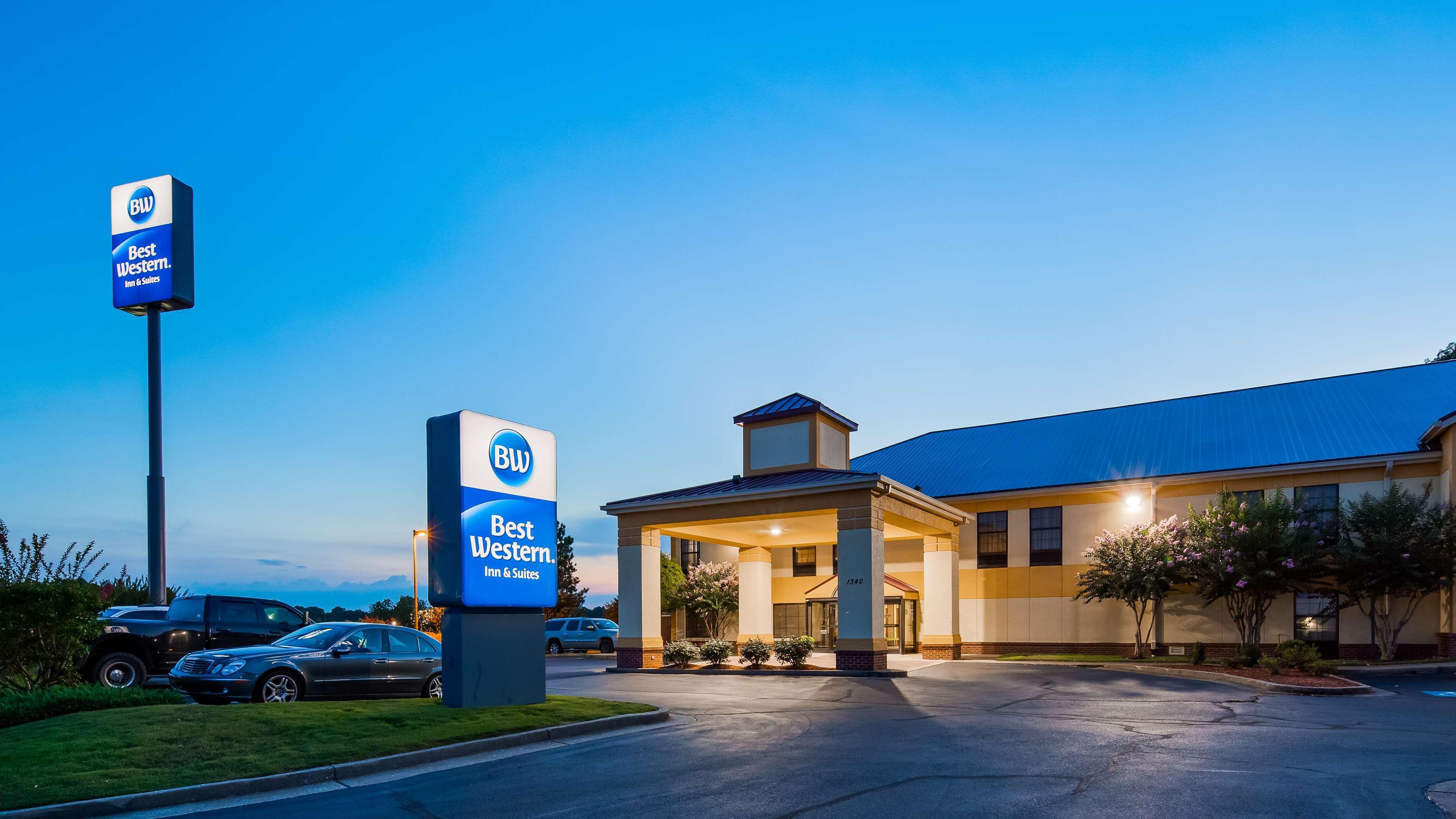 Best Western Hiram Inn And Suites Εξωτερικό φωτογραφία